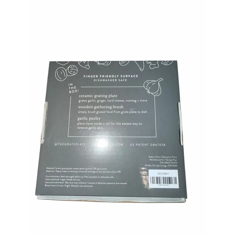 NWT The Grate Plate Set